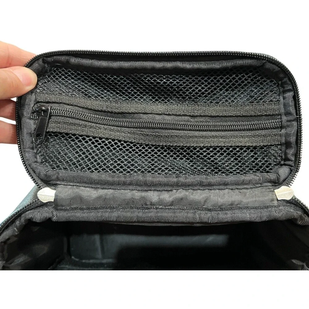 Icon Black Camera Bag w Pockets Film or Digital